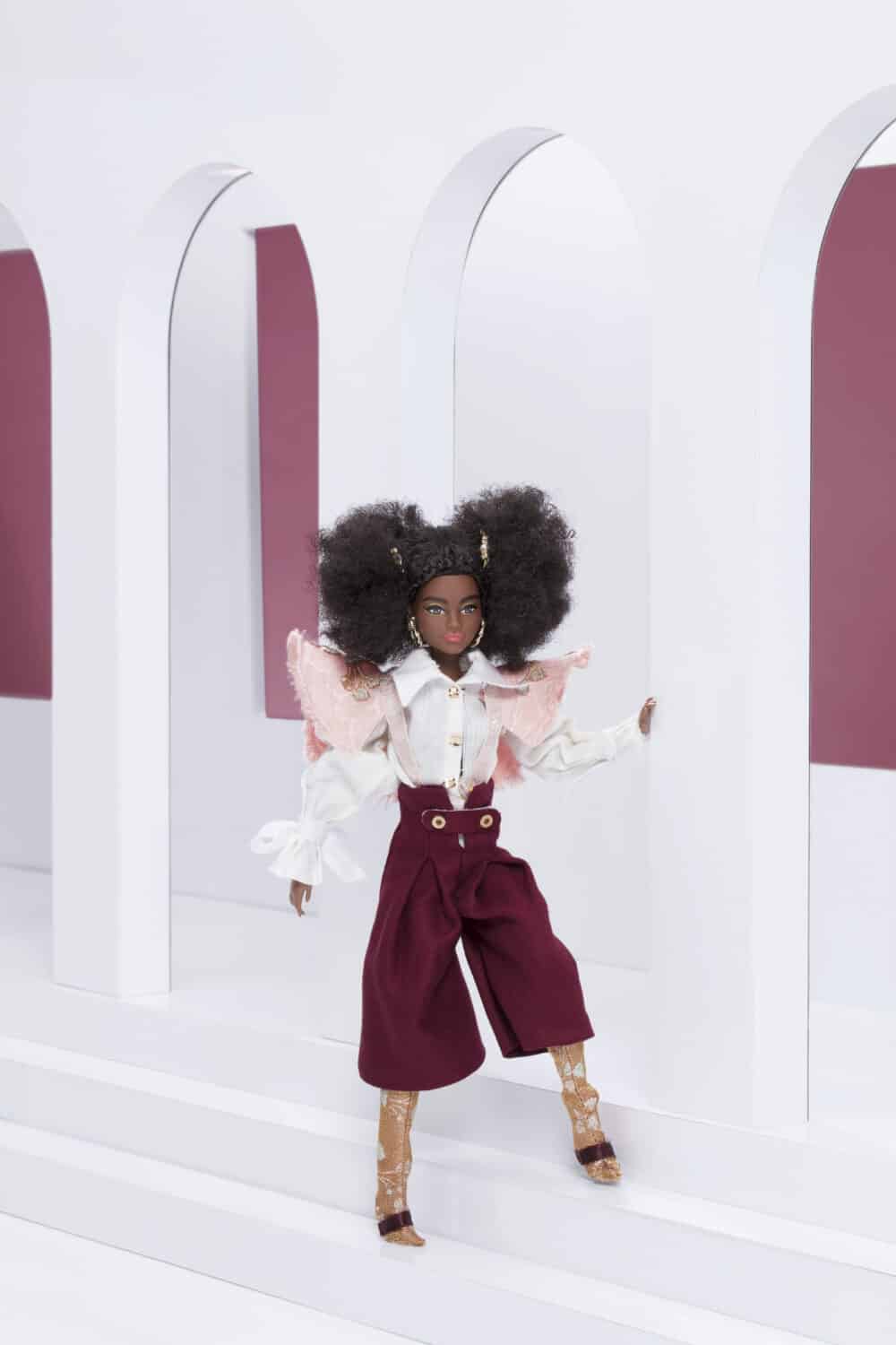 Barbie relookée par les étudiants de l’ESMOD s’expose Printemps Haussmann