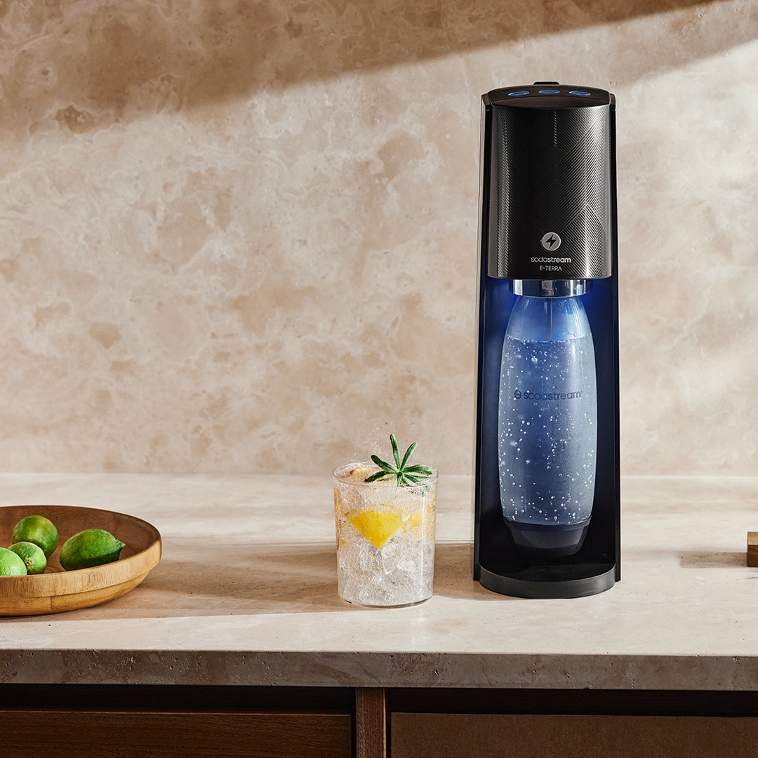 E-Terra de SodaStream, elle s'illumine pour créer de délicieuses boissons